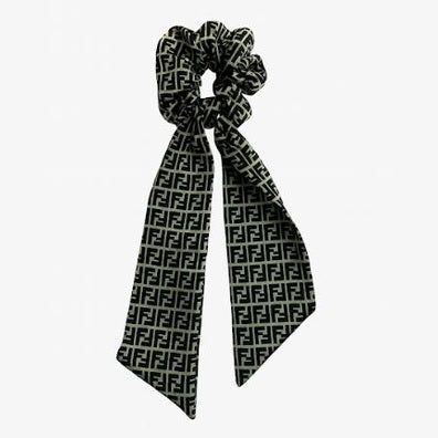 Scrunchie With Ribbon Tail