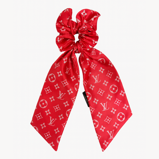 Scrunchie With Ribbon Tail